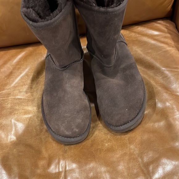 Ugg boots - Picture 3 of 3